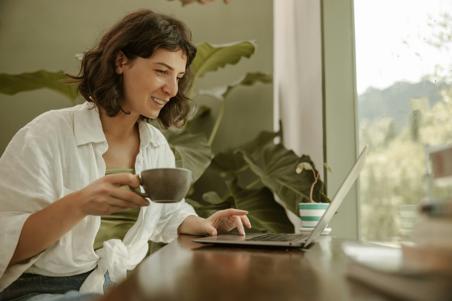 Top Ten High-Paying Remote Careers for Women This Year